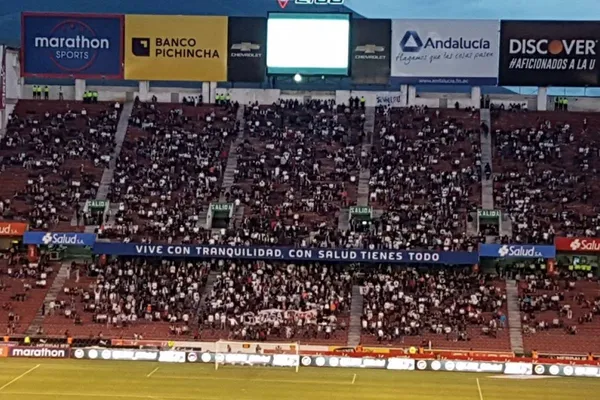 El horario era el ideal pero la fanaticada de Liga no respondió como se esperaba