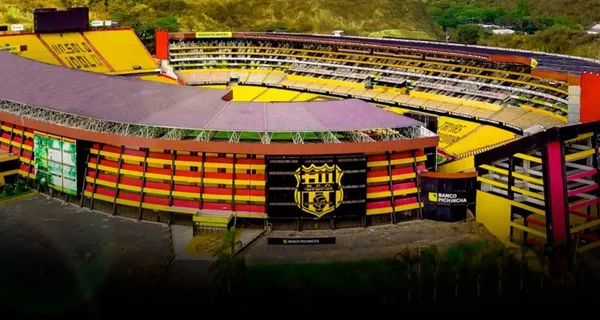 El 'ídolo' empezó con las adecuaciones en el estadio Monumental para lo que será la final de la Copa Libertadores