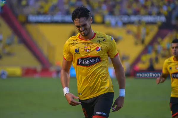 El joven delantero decidió quedarse en el equipo Canario pero sus oportunidades de ser titular son reducidas