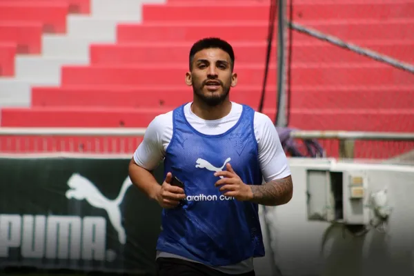 El jugador argentino quiere ganarse un puesto en la plantilla de Pablo Repetto