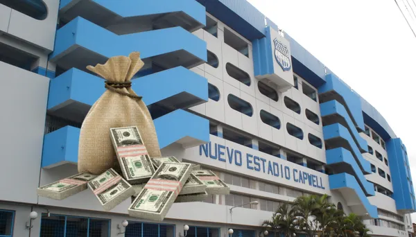 El jugador confesó que dormía en el estadio porque no tenía donde quedarse y hoy factura millones