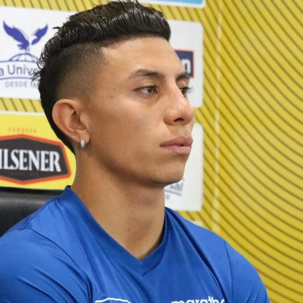 El jugador del "Bombillo" demostró tener talento para esta actividad de riesgo