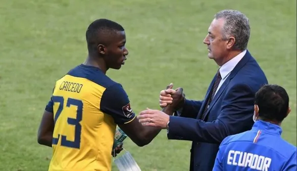 El jugador del Brighton no está confirmado en la lista de Gustavo Alfaro