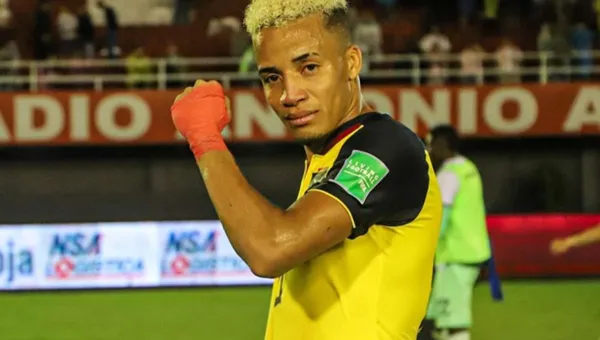 El jugador del ídolo demostró que está fuerte a pesar de que no ha pasado por su mejor momento