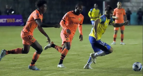 El jugador demostró que ya no tiene nivel para jugar en Barcelona SC