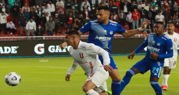 El jugador de Emelec sigue perdiendo puntos y ante Liga de Quito lució mal, por lo que desde Guayaquil lo critican