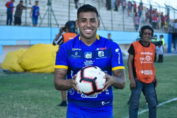El jugador está muy orgulloso de vestir la camiseta del "Ídolo"