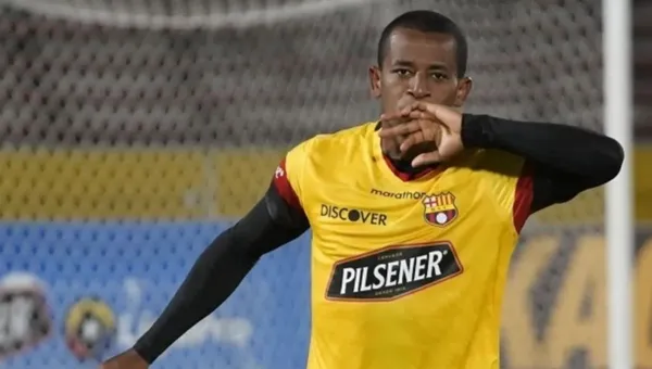 El jugador estaría gustoso de jugar en el Ídolo porque es hinchas del club