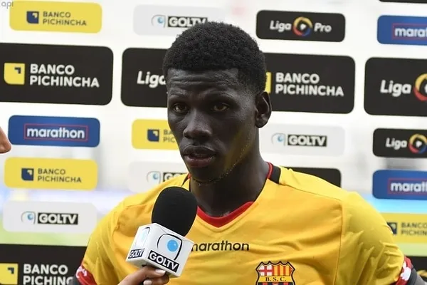 El jugador ha expresado su deseo de no salir de BSC y pelear un puesto pero la directiva lo declaró transferible