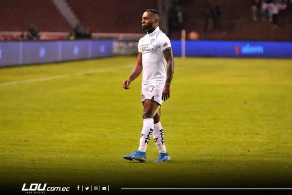 El jugador de LDU habló sobre su momento fuera del fútbol