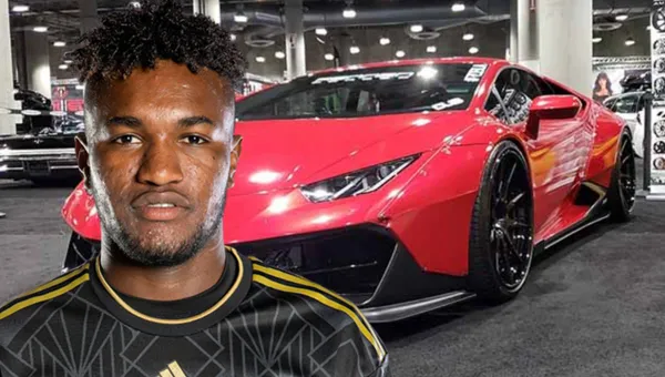 El jugador de Los Angeles FC tiene un auto de lujo con el que pasea por Estados Unidos