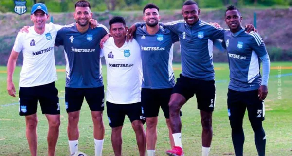 El jugador que revelaron es trinquero en Emelec y ahora podría dejar el plantel por decisión de Miguel Rondelli