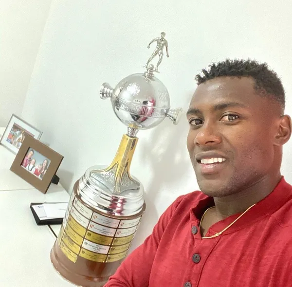 El jugador salió contento por el apoyo de la hinchada