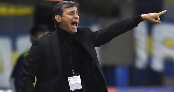 El jugador no se adaptó al juego de Fabián Bustos y en su debut en México anotó