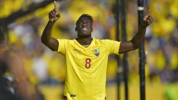 El jugador sueña con jugar en la selección y su ejemplo a seguir es Felipe Caicedo