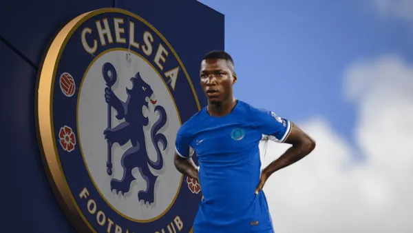 El lugar de Moisés Caicedo en el camerino del Chelsea