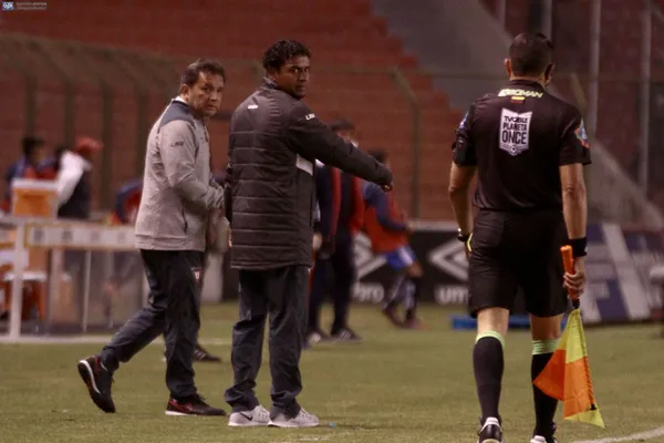 El Mago podría tomar el primer equipo de LDU