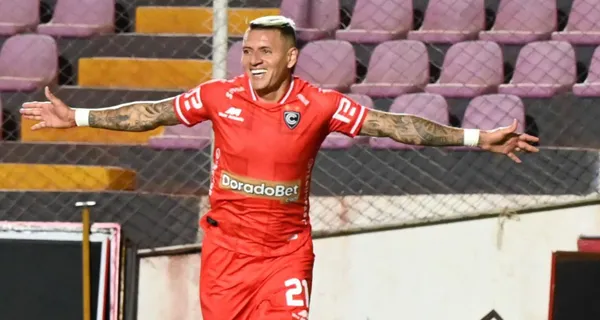 El manabita jugó en Cienciano de Perú y dejó sorprendidos a los hinchas