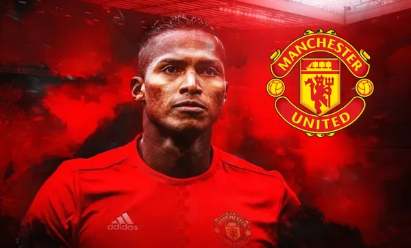 El Manchester United le envió un emotivo mensaje a Luis Antonio Valencia por su retiro del fútbol