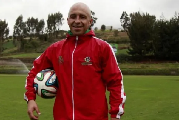 El mediocampista luce muy distinto en la actualidad con respecto a sus inicios en el fútbol