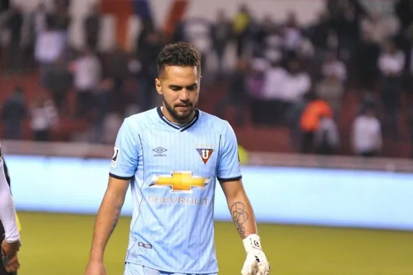 El Mono sigue jugando al fútbol pero en un equipo chico