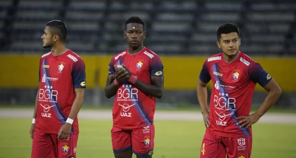 El Nacional está pasando por una crisis institucional y Michael Carcelén contó lo mal que la pasó en las instalaciones. Se las arreglaba para dormir en el piso