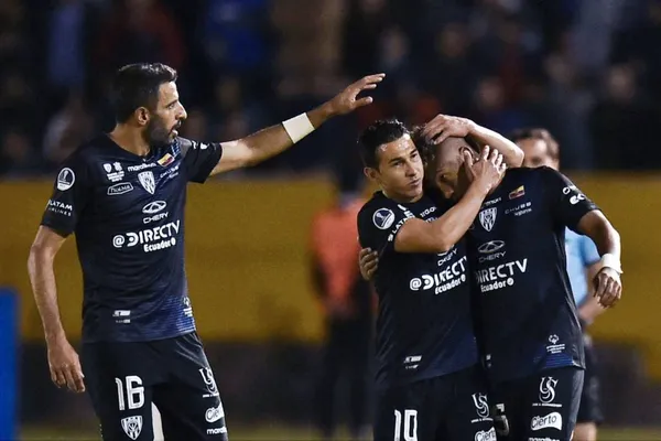 El parche que usará IDV en su camiseta y que nadie más en el país tuvo