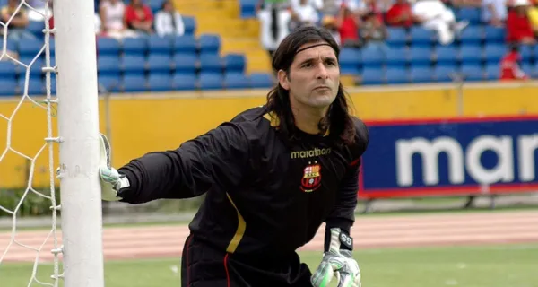 El polémico golero tiene una faceta alejada del fútbol. Ahora se dedica a los caballos y tiene una empresa inmobiliaria