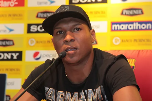 El portero de Barcelona SC, Máximo Banguera, manifestó su respaldo total a Billy Arce y espera que retorne al plantel