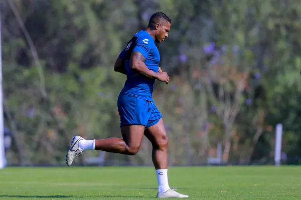 El "Toño" tuvo un gran gesto con todos los aficionados que lo apoyaban y también con los que lo criticaban