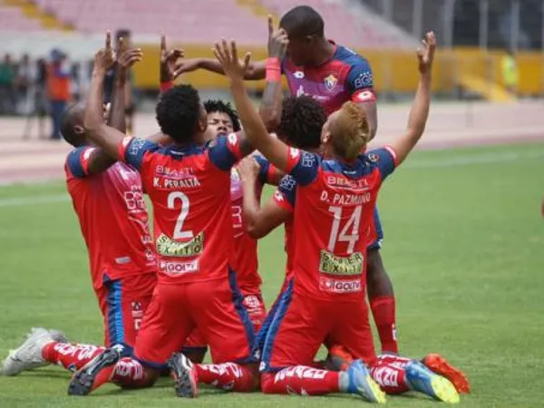 "El Toño" ya no es un jugador querido por los hinchas de El Nacional