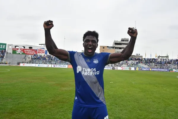 El Tuca contó las peripecias que tuvo que pasar antes de llegar a ser un jugador profesional