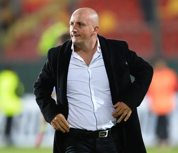 El uruguayo no firma su renovación, metió a LDU a octavos de Libertadores, jugará una nueva final y podría irse en el 2021