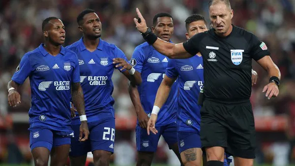 El VAR no se hizo presente para el Bombillo