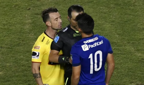 El volante de Barcelona SC menifestó cómo es su relación con el ex volante de Emelec, luego que le ha realizado varios túneles en los Clásicos del Astillero