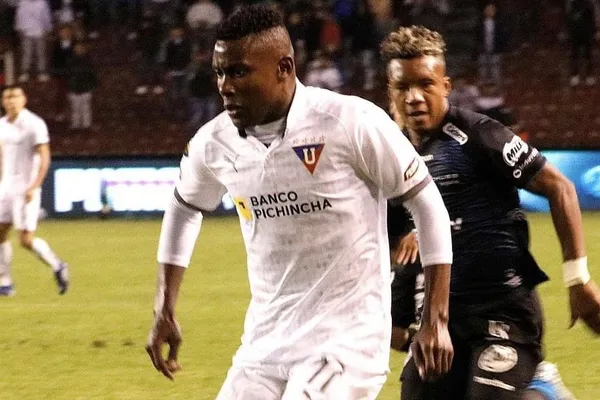 El volante del cuadro Universitario llama la atención en el fútbol del exterior ¿se dará su salida?