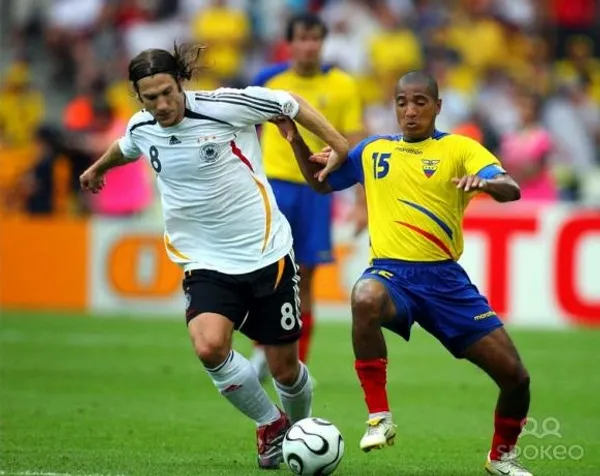 El volante disputó el compromiso contra el anfitrión