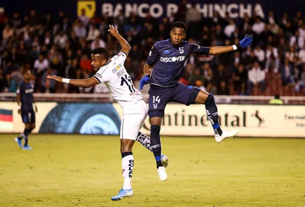 El volante ecuatoriano jugó para su nuevo club y fue eliminado del torneo