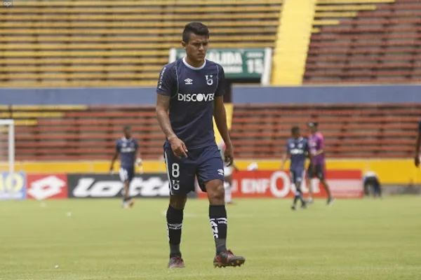 El volante ecuatoriano aún no tiene certeza de su futuro