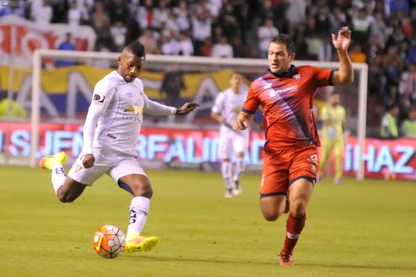 El volante espera concretar su fichaje al exterior