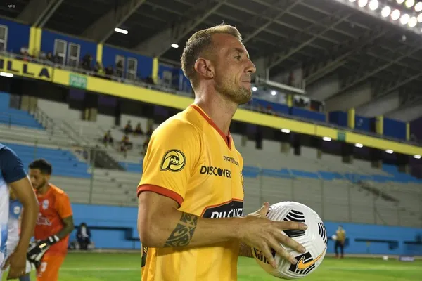 El volante ofensivo de Barcelona SC viajó a Quito para sumarse a la selección de