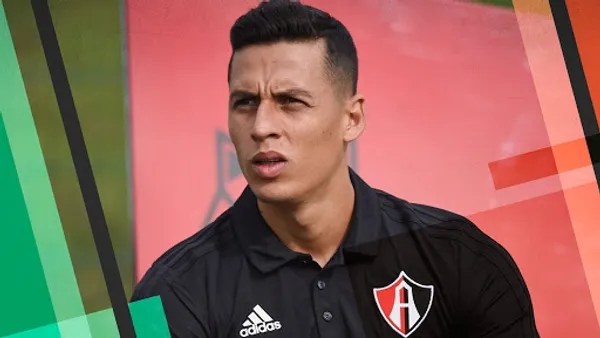 El volante ofensivo fue presentado en su nuevo equipo