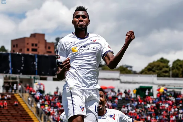 El volante podría jugar en el extranjero el 2020