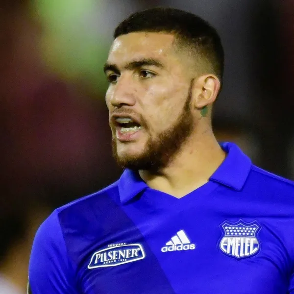 El zaguero argentino quedó fuera de la concentración del Emelec