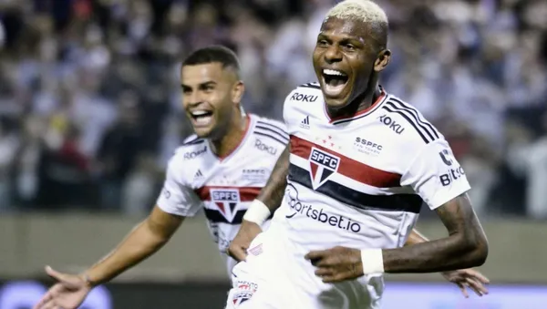 El zaguero central al parecer está a nada de volver a las canchas y sorprendió donde fue captado