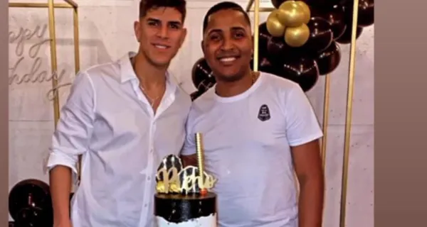 El zaguero está de cumpleaños y festejó como se merece