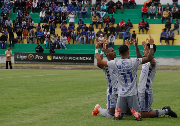 Emelec consiguió un apretado triunfo ante América y le saca tres puntos de ventaja a El Nacional