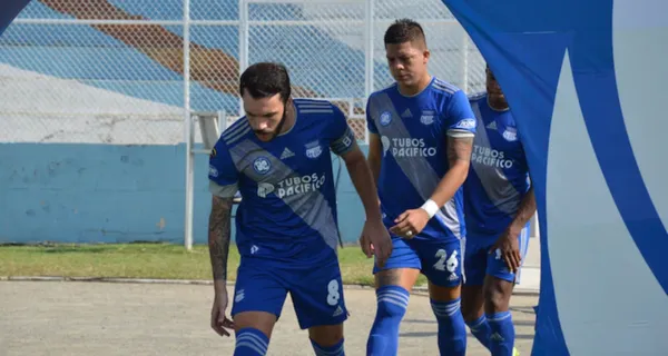 Emelec disputó un cotejo amistoso contra 9 de Octubre donde sacó Rescalvo varias conclusiones