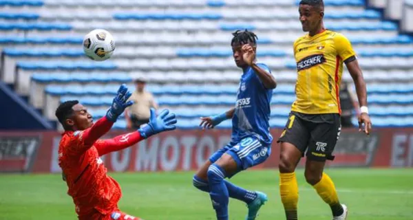Emelec está armando un plantel competitivo pero algunos jugadores piden salarios altos