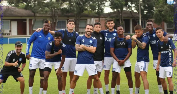 Emelec hizo la presentación de su plantel y un jugador dejó grandes sensaciones en el campo de juego